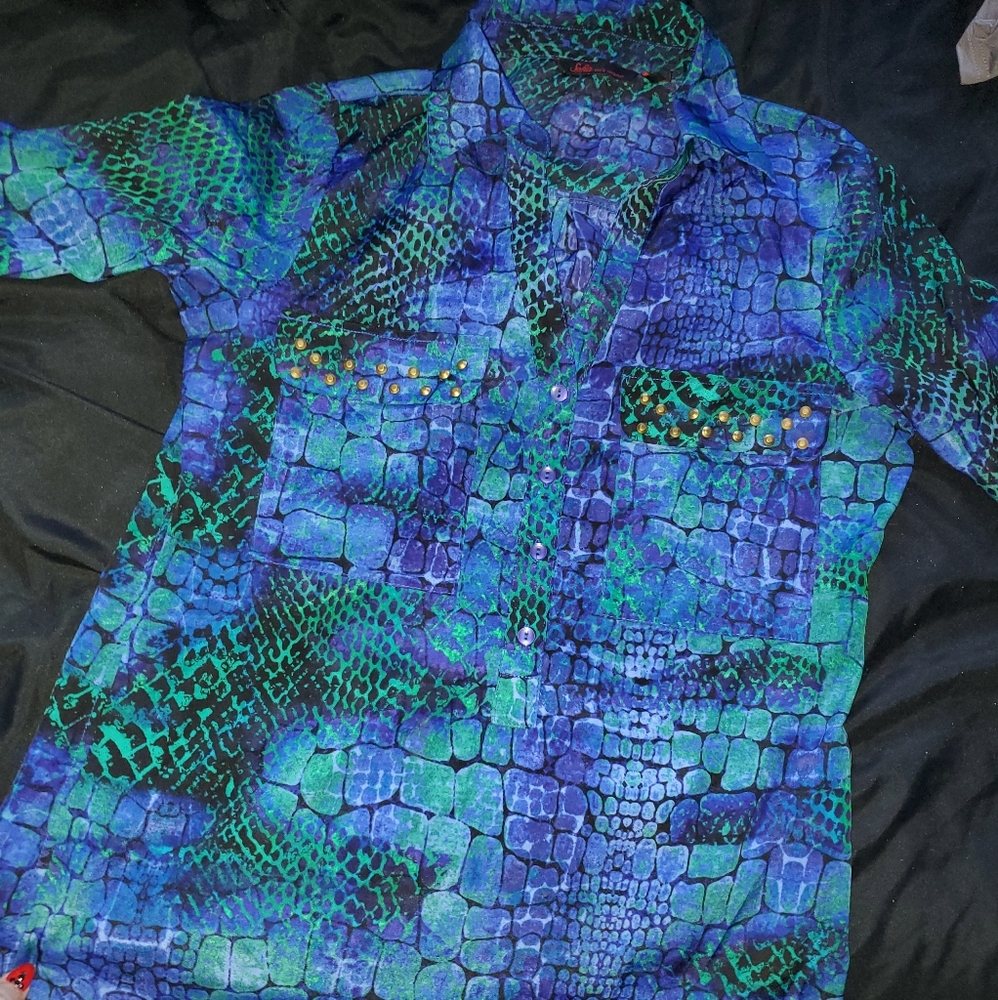 Sofia Vergara Colorful Snakeskin Blouse
